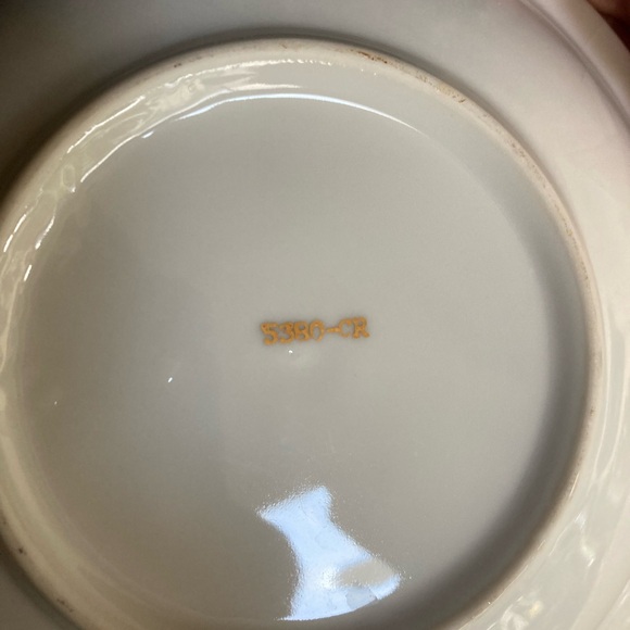 🍂Vintage Floral Ceramic Plate - Picture 3 of 3